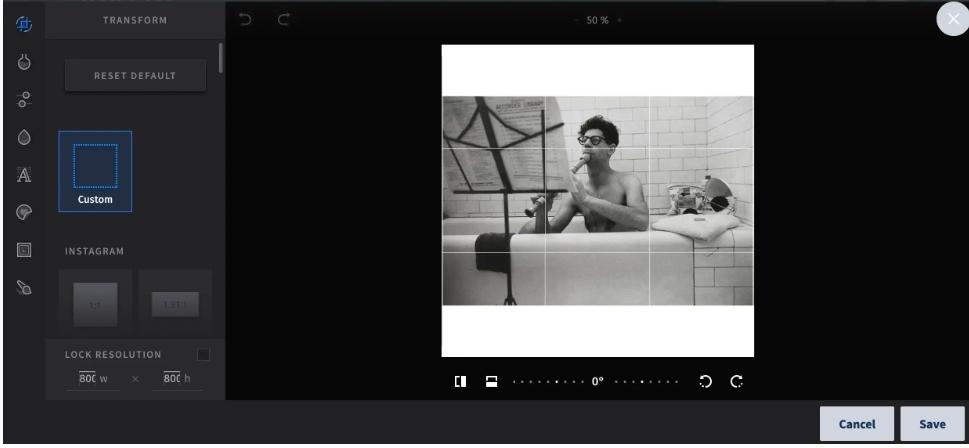 Cropping an image in Hootsuite Composer